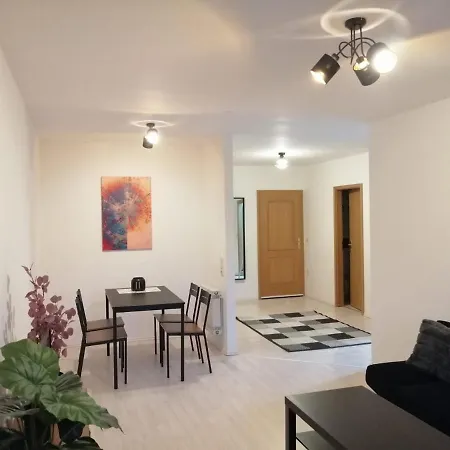 Apartment Zum Feldstein *